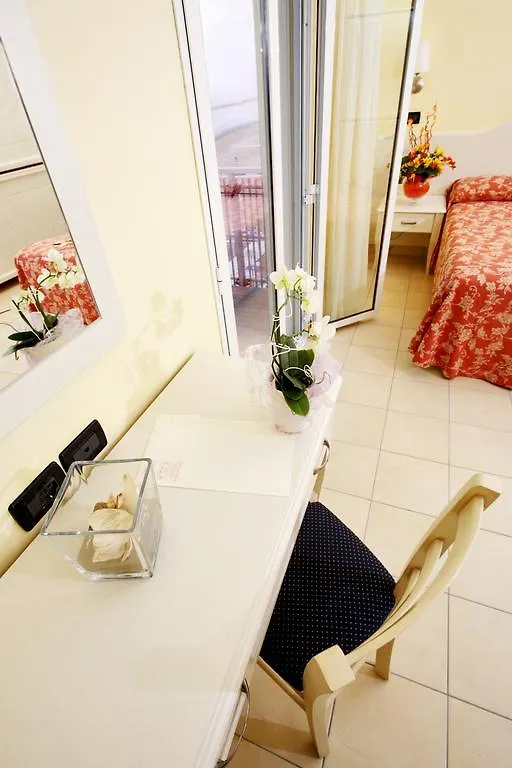 Hotel Baia Rimini 3*,